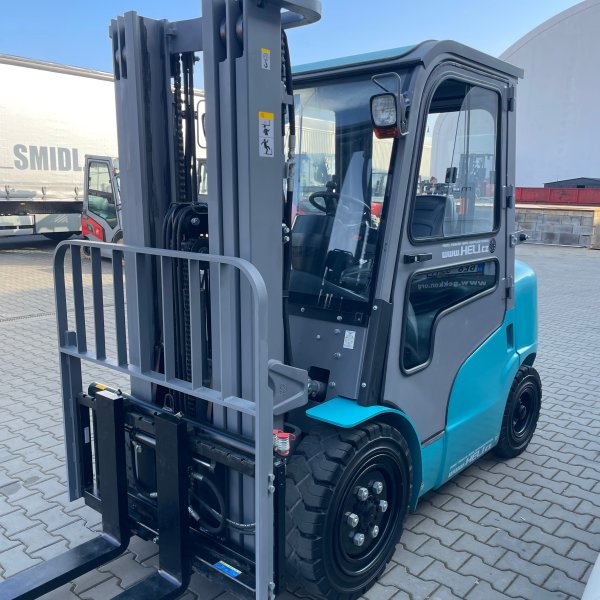 Vysokozdvižný vozík VD30G-240407