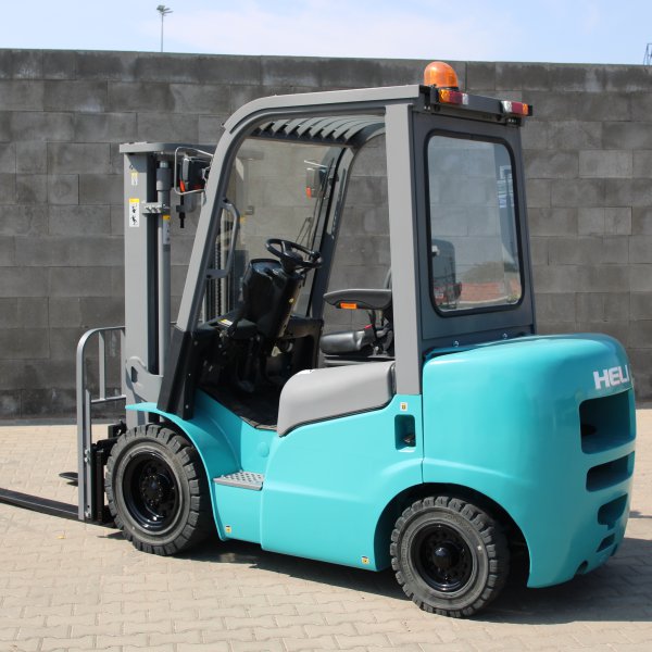 Vysokozdvižný vozík VD25G-240824