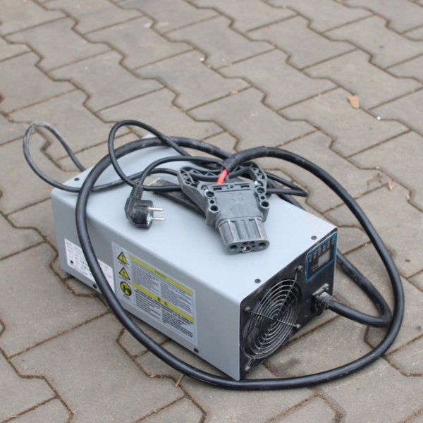 vysokozdvižný vozík elektrický litiový CDD2035J-LI bazar 250716 nabíjecí automat