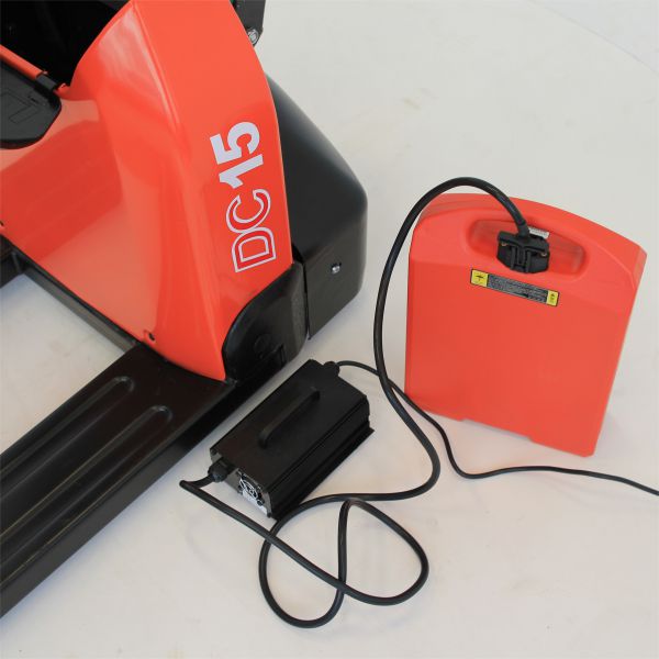 paletový vozík elektrický lithiový HELI CBD15J-LI3 nabíjení mimo vozík