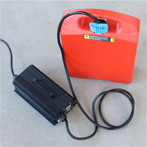 lithiová baterie k elektrickému paletovému vozíku CBD20J-LI3, 48V/20Ah