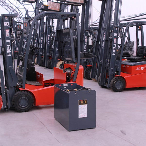 trakční baterie 24V / 720Ah