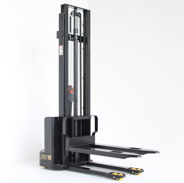vysokozdvižný vozík elektrický lithiový CDD1535J-LI black edition