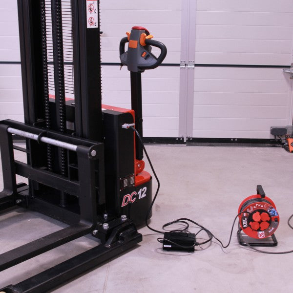 vysokozdvižný vozík obkročný HELI CDD12J-K