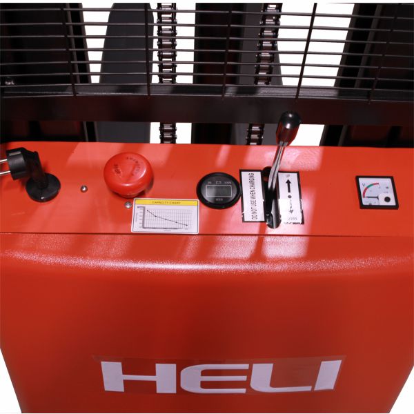 vysokozdvižný vozík poloelektrický HELI CBS15J