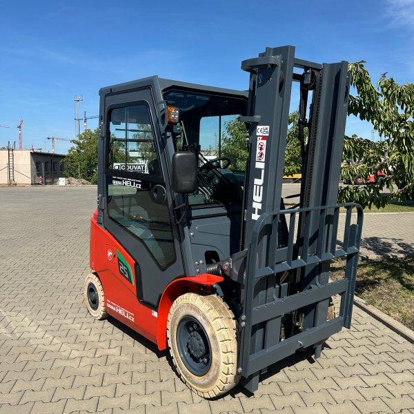 Elektrický čtyřkolový vozík HELI řady G2 s LI-ION baterií, nosnost 2,5 t S13