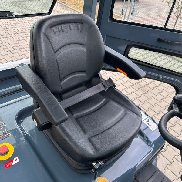 Elektrický čtyřkolový vozík HELI řady H4 s LI-ION baterií, nosnost 3,5 t S01